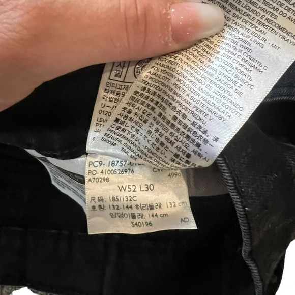 Levi's Athletic Taper Men's Jeans - Big & Tall -  52 x 30 - Picture 3 of 5